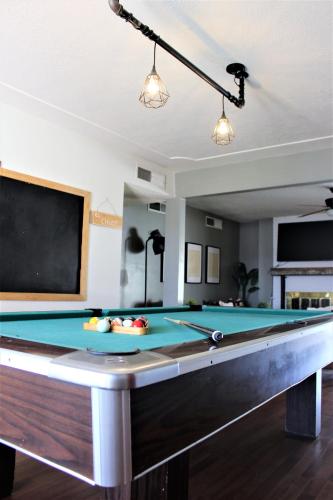 The Sunset Casa Chuco Pool Near Downton