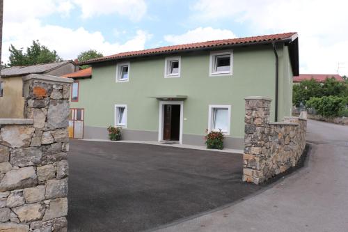 Apartmaji Lukovi