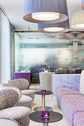 ผับ/เลาจน์, IntercityHotel Rostock in รอสตอค