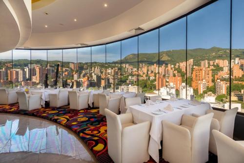 Restaurant, Hotel Dann Carlton Medellin in Medellín