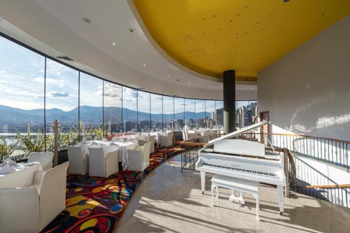 Restaurant, Hotel Dann Carlton Medellin in Medellín
