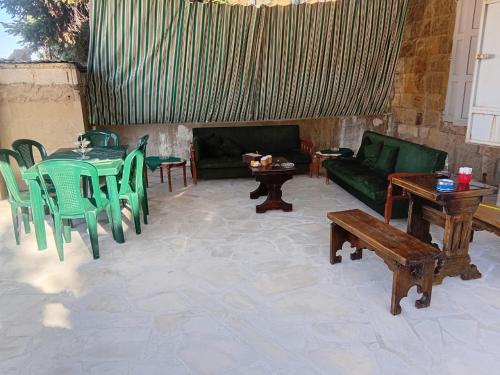 Bayt jeddy in Bcharre