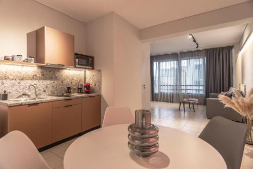 s2 apartments - Άκρα