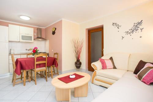 Apartment Ana K - image 4