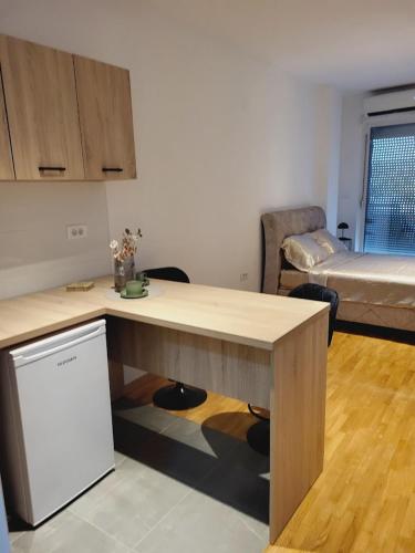 SunSet Studio-Cozy Escape with View and comfort in Skopje, Skopje (fotografie 10)