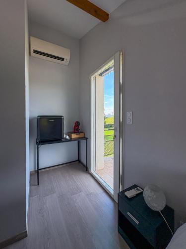 Chambre Séverine, Élégance avec balcon privé (Chambre Severine, Elegance avec balcon prive) in Albefeuille-Lagarde