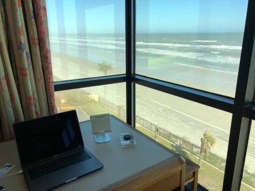Oceanside Inn Hotel 3