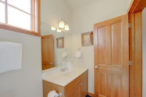 Grand Elk Golf Course Residence Near Winter Park! - image 12