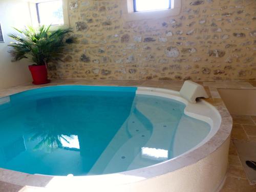 Logis Hôtel la Fontaine de Rocoule