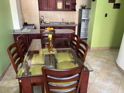 บริการและสิ่งอำนวยความสะดวก, Cómodo apartamento con aire puro y vista panorámica ideal para turistas (Comodo apartamento con aire puro y vista panoramica ideal para turistas) in แอมบาโต้