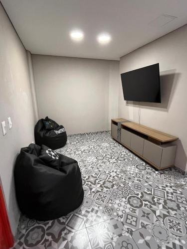 Acogedor apartamento en Chapinero - WiFi seguridad 24h gym y más - image 3