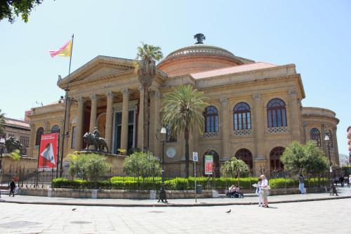 B&B Liberty, Palermo