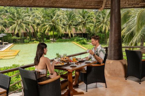 High Season Pool Villa & Spa