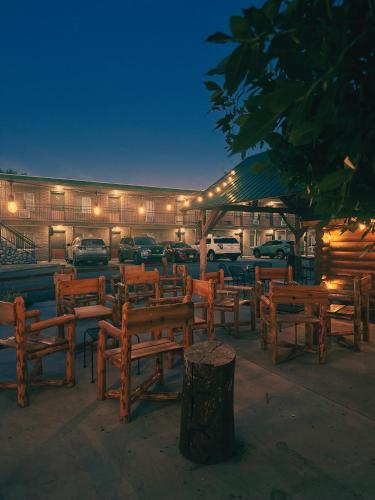 Elk Antler Inn in เทอร์โมโปลิส (WY)