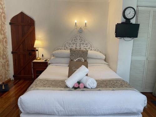 Tomah Retreat - Studio RELAX with fireplace in วินด์เซอร์