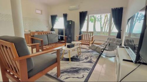 Allisa Resort Hotel in Anyer