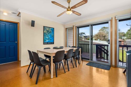OP Chill - Pet Friendly - Waterfront Home - Kayaks included in stay in Orient Point