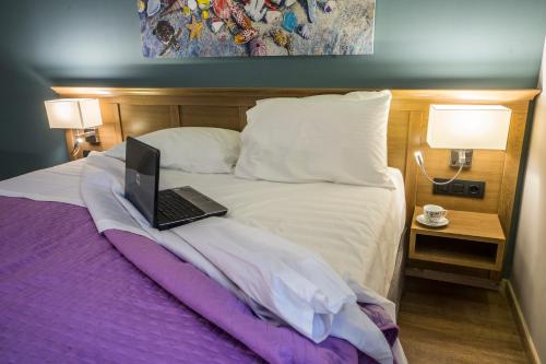 11City Rooms - image 9