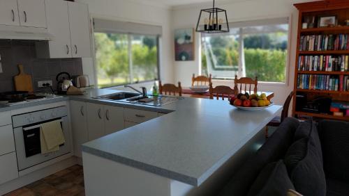 Silver Sands - Cooks Beach Holiday Home, Cooks Beach (foto 10)