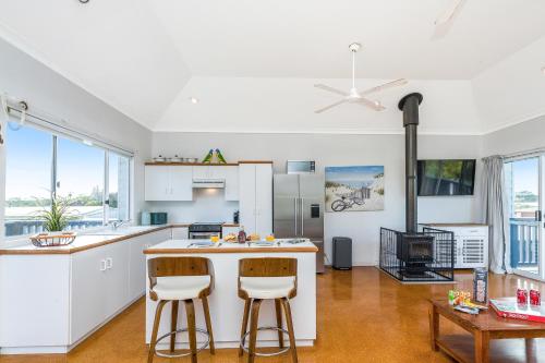 บริการและสิ่งอำนวยความสะดวก, Go with The Flo - Charming Holiday Retreat in แลนซ์ลิน