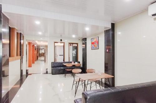 Instalaciones, Rejoss Stay & Aesthetic Coffee in Medan Polonia