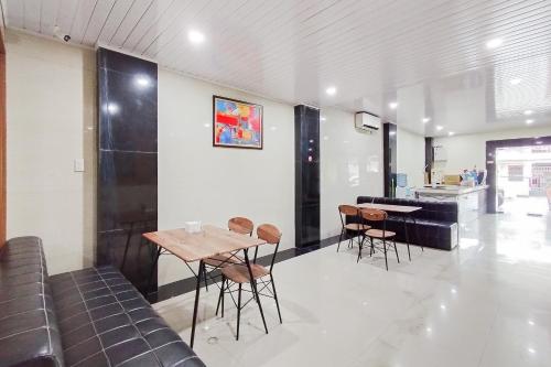 Instalaciones, Rejoss Stay & Aesthetic Coffee in Medan Polonia