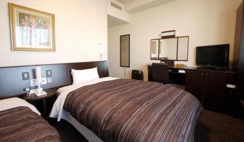 Hotel Route Inn Tomakomai Ekimae - Tap to explore photos