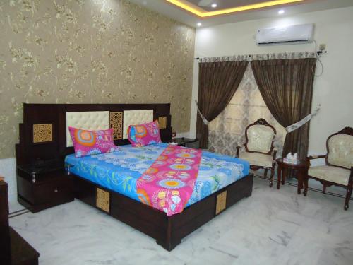 Patel Residency Guest House - image 6