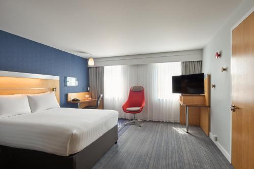 Holiday Inn Express London Limehouse an IHG Hotel - image 9