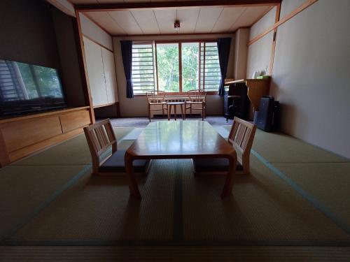 Japanese-Style Room with Shared Bathroom - Non-Smoking