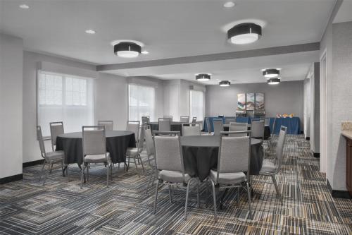 Homewood Suites Newark Cranford - image 2
