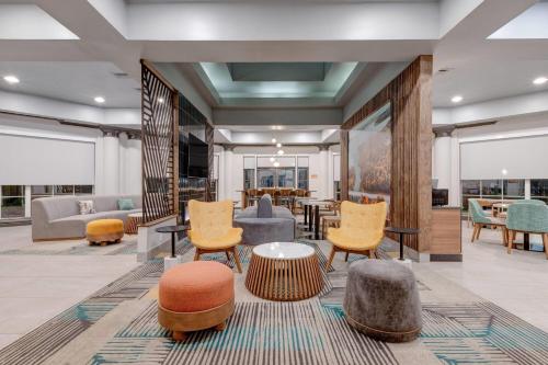 La Quinta by Wyndham Sherman - image 14