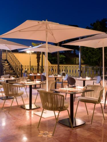 Restaurant, UNA Hotels One Catania Wellness & SPA in Canolicchio