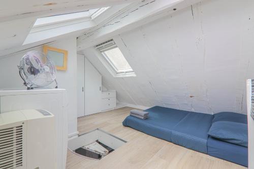 Studio Apartment-4P-City Centre Lescot With Netflix - image 9