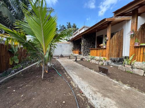 สวน, Aleisya Tetebatu in ซิกูร์