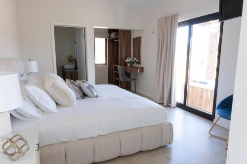 Villas Baja Toscana By Rancho Olivares in El Porvenir
