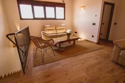 5 bedrooms, 9 beds