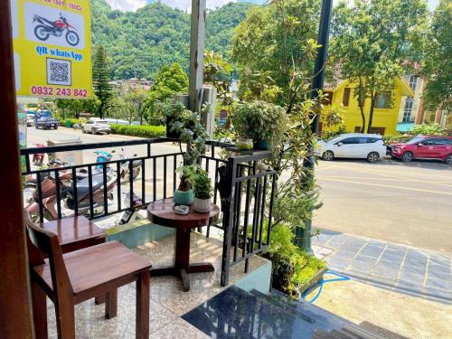 Flaco Hostel - Trekking, Tour, Bus ticket