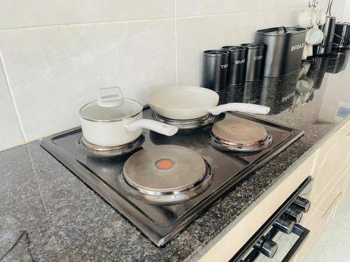 Apartment image 6