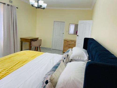 Apartment image 4