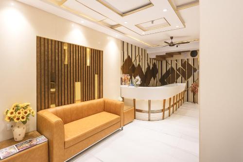 Hotel Worth, City Centre - Near New Delhi Railway Station & Connaught Place 4