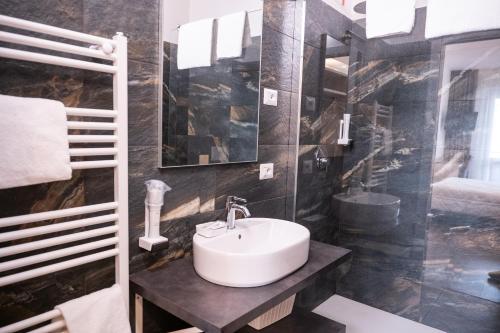 Hotel Elys – Pieve Emanuele, DC