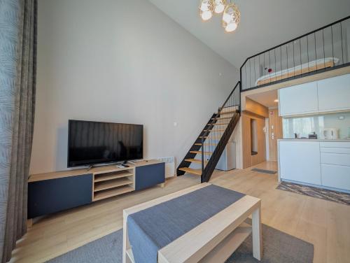 Sky Loft Wrocław Apartment by BookingHost, Breslau (Foto 4)