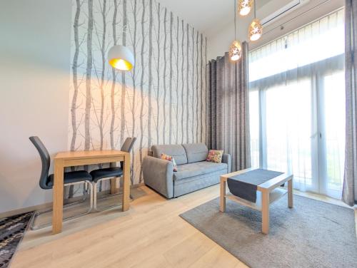 Sky Loft Wrocław Apartment by BookingHost, Breslau (Foto 9)