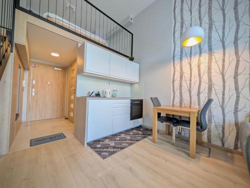 Sky Loft Wrocław Apartment by BookingHost, Breslau (Foto 10)