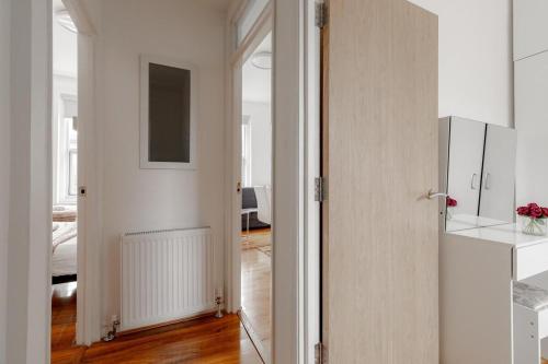Elegant 2BR apartment Central London - main image