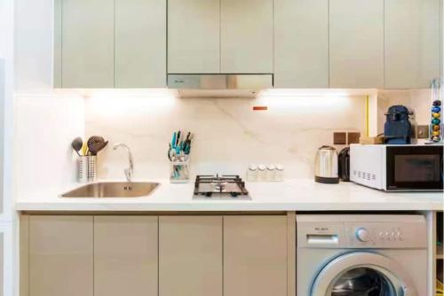 Guest Favorite - Relaxed and Cozy Studio Near Racecourse in Nad Al Sheba