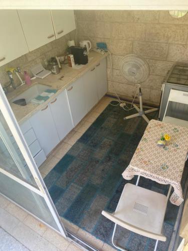 דירת גן מרווחת במיקום מעולה עם נטפליקס חינמי in Keleti Hegyoldal