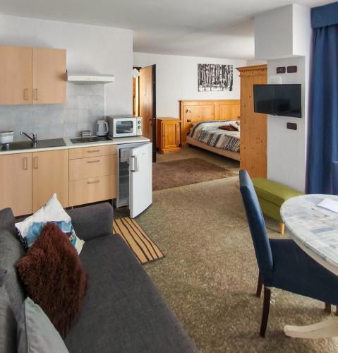 Hotel Shackleton - Accommodation - Sestrière