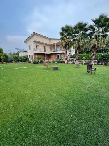Mannat Farms